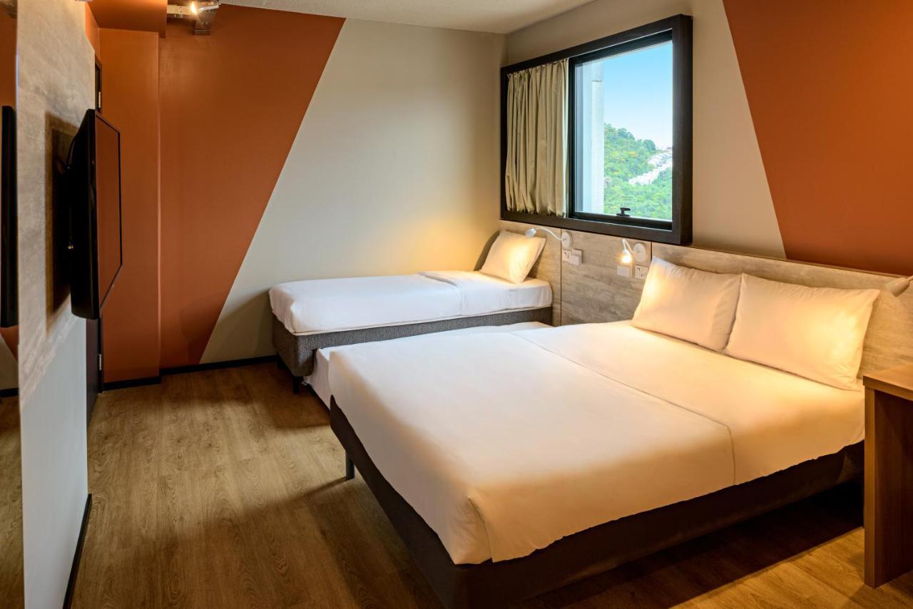Ibis Budget Balneario Camboriu Exterior photo