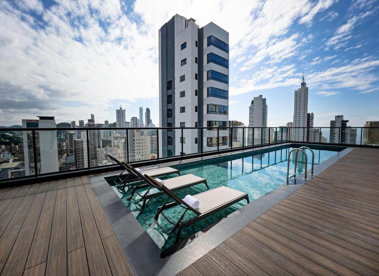 Ibis Budget Balneario Camboriu Exterior photo